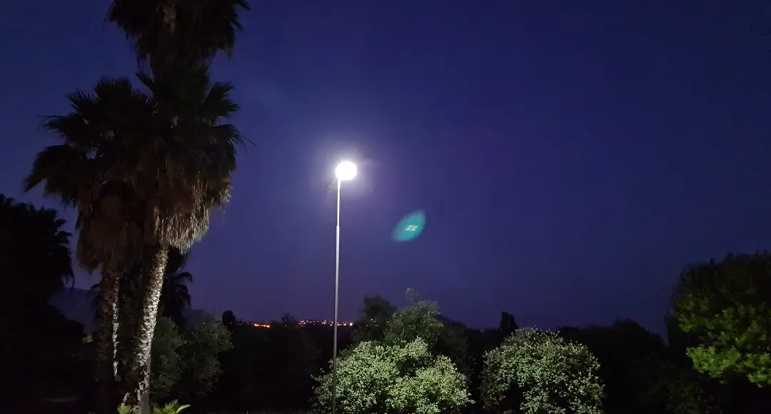 solar street light project